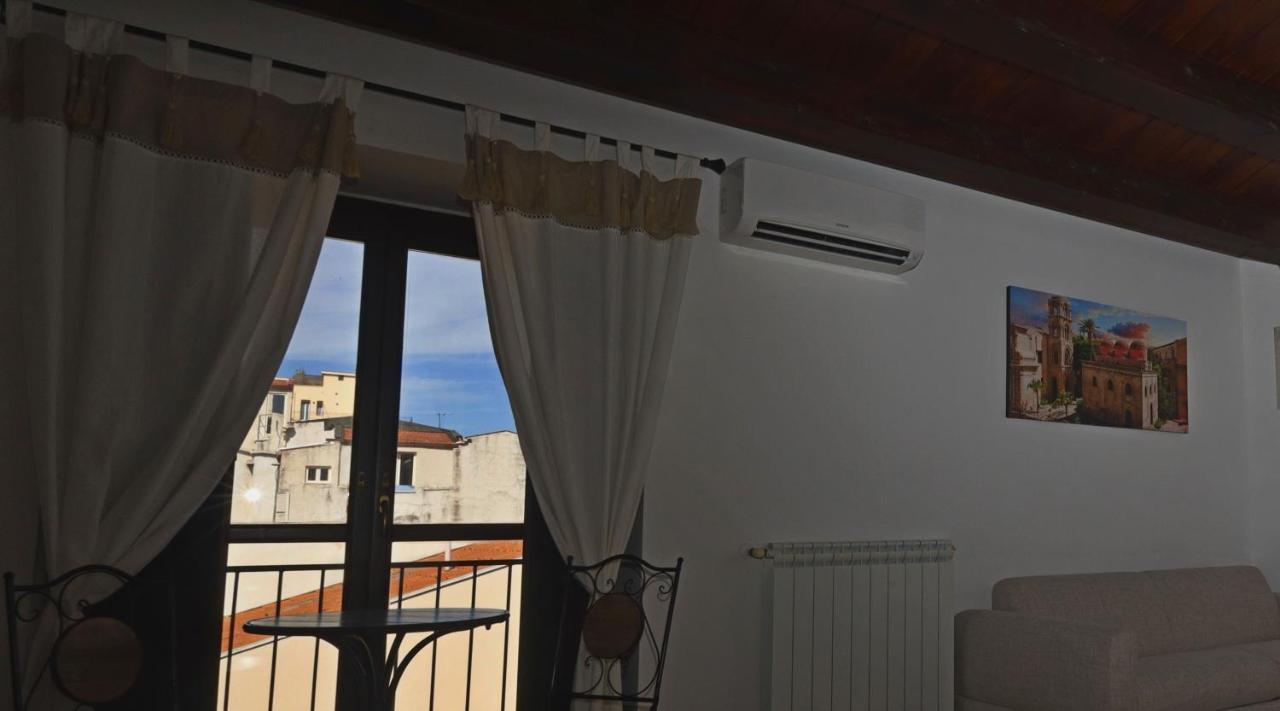 Apartament La Casa Di Filippo Palermo Zewnętrze zdjęcie